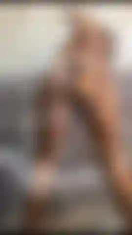 Ich ficke meinen arsch unter der dusche.