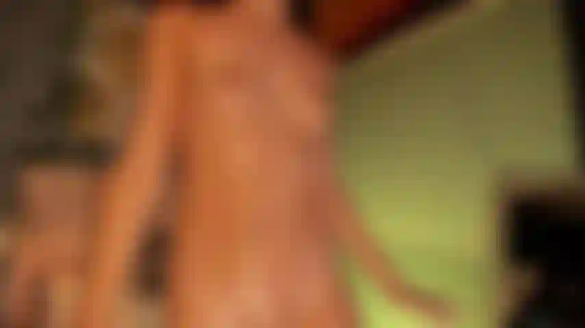 Zeige mich sinnlich.