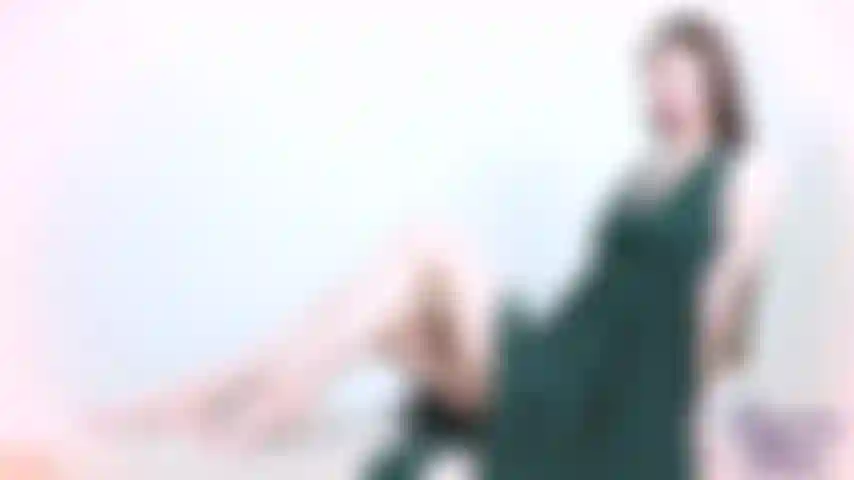 Foot bitch training cbt joi: egal wie oft du meine füße anbetest, du kannst nicht genug von ihrer sexy perfektion bekommen. Allein ihr anblick gibt mir noch mehr macht über dich. Ich werde deine schwäche in genau diesem clip ausnutzen.