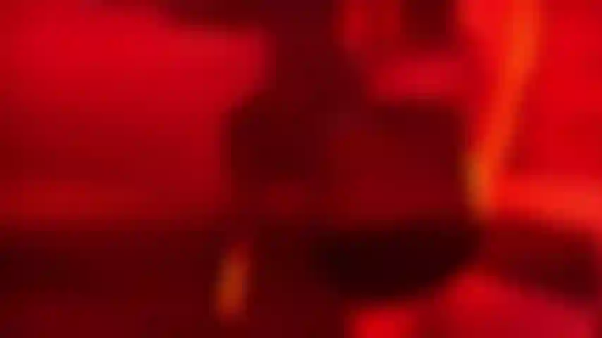 Unter meinen fersen.