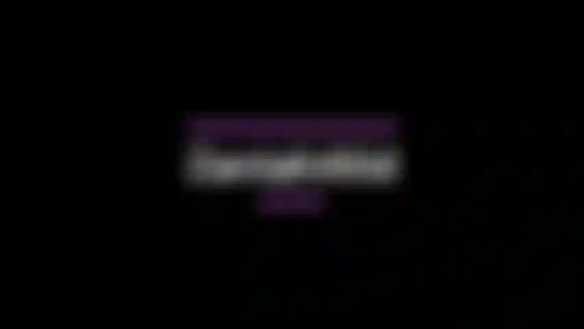 Die mich mit meinem roten lippenstift fickt.