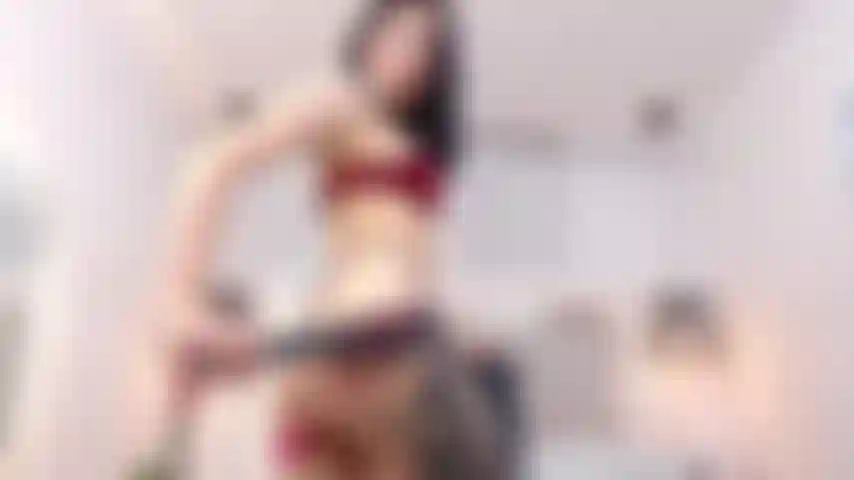 Möchtest du mir auch den hintern versohlen?