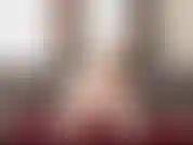 Cowgirl reitet live-stream.