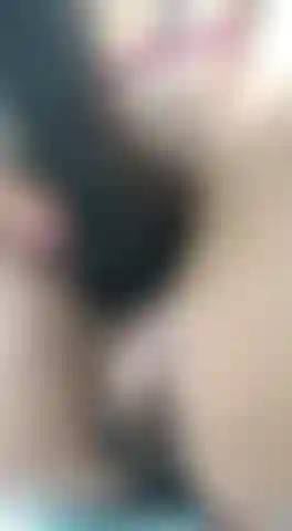 Der arsch spross heiß aus.