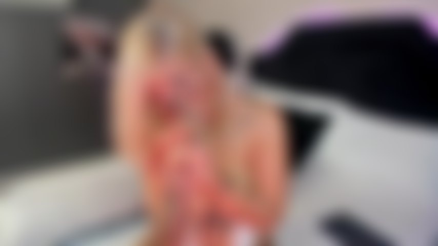 Das lutschen deines harten schwanzes macht mich feuchter als sonst. Ich möchte ihn ganz hart in meiner muschi spüren.