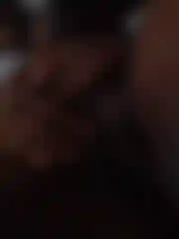 Watch mi play with this pu$$y