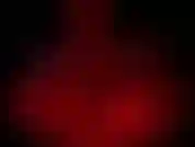 Teuflisches titten-teasen.