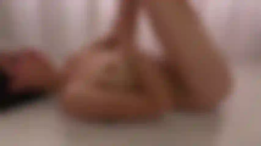 Heißer nackter tanz.