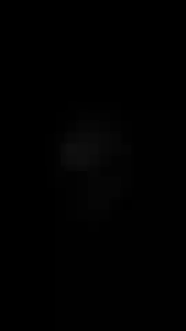 Der duschclip beginnt dort, wo ich mich gerade komplett abspüle und einfach das glitschige, nasse gefühl in meinen händen ausnutzen muss. Warf eine kurze aufnahme meines nassen busches hinein und wollte sehen, wie wasser aussieht.