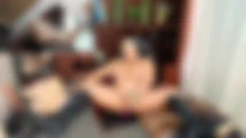 Sekretärin fickt im büro.