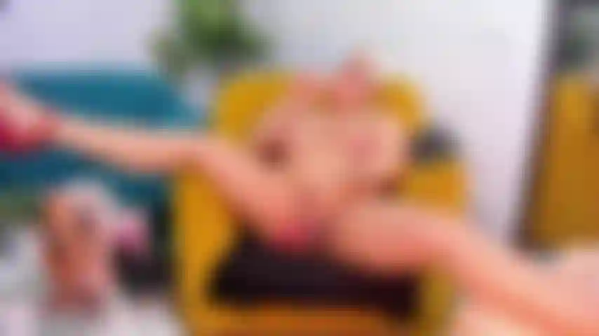 Ficke gerne, wenn ich allein im wohnzimmer meines hauses bin.