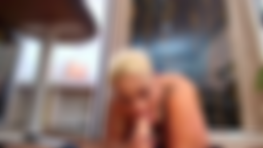 Ich lutsche deinen schwanz und reite ihn.