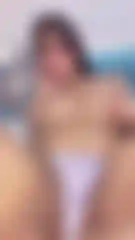 Mein höschen ist sehr nass!