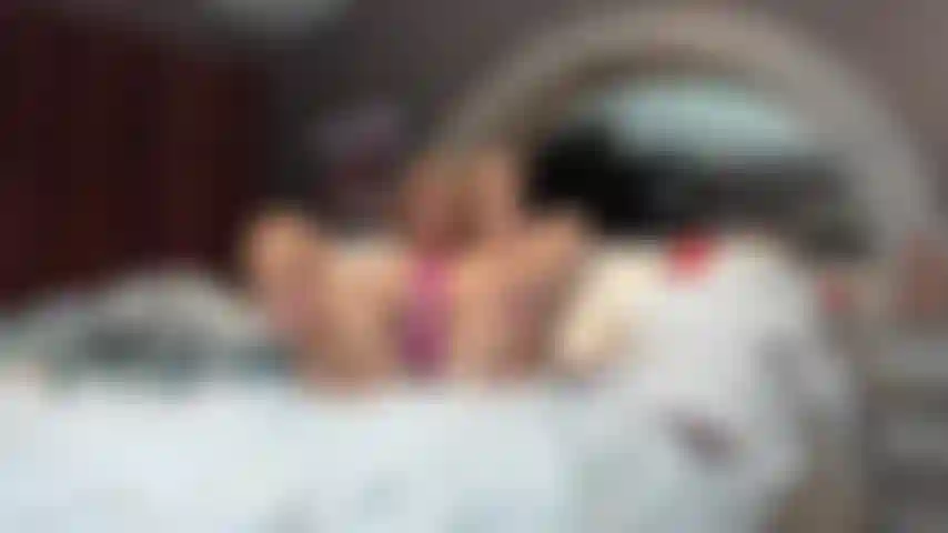 Spiele mit meiner fotze solo-clip!