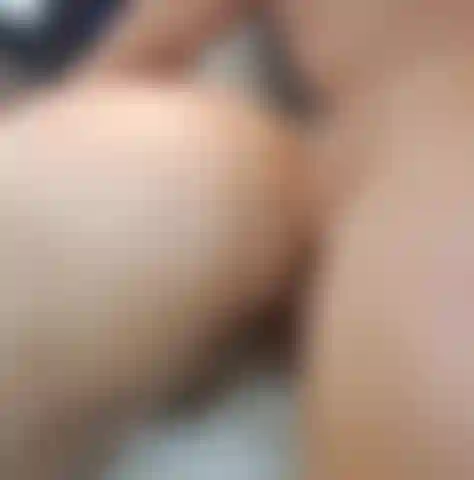 Zerreiße pussy hündchen.