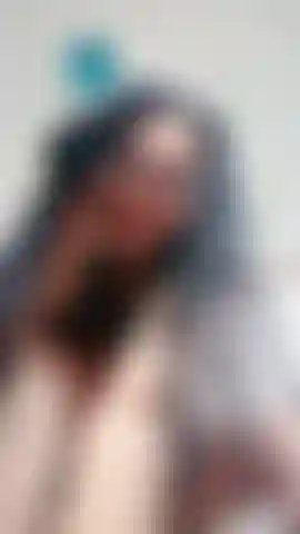 I like to please and play with you