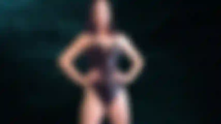Eine glatzköpfige schlampe = sexueller außenseiter.