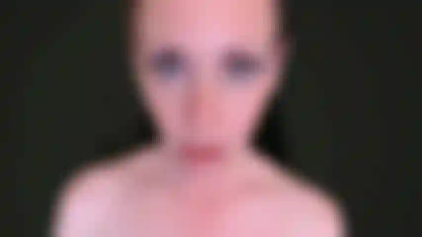 Ich ficke dich mit meinen augen, bis du dich unterwirfst.