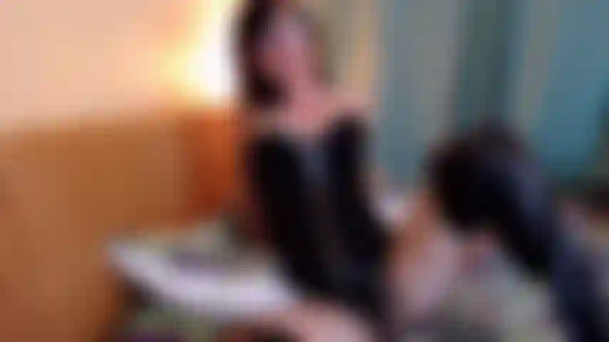 Sissy wird zum ersten mal mit einem umschnalldildo gefickt. Werde hübsch und ich werde dich schön und tief ficken, deine kleine schwanzklittchen lecken und sickern lassen, während ich deine enge kleine bussy ficke. Du bist ein dreckiges schwanzschwein.. Schwanzsüchtig.