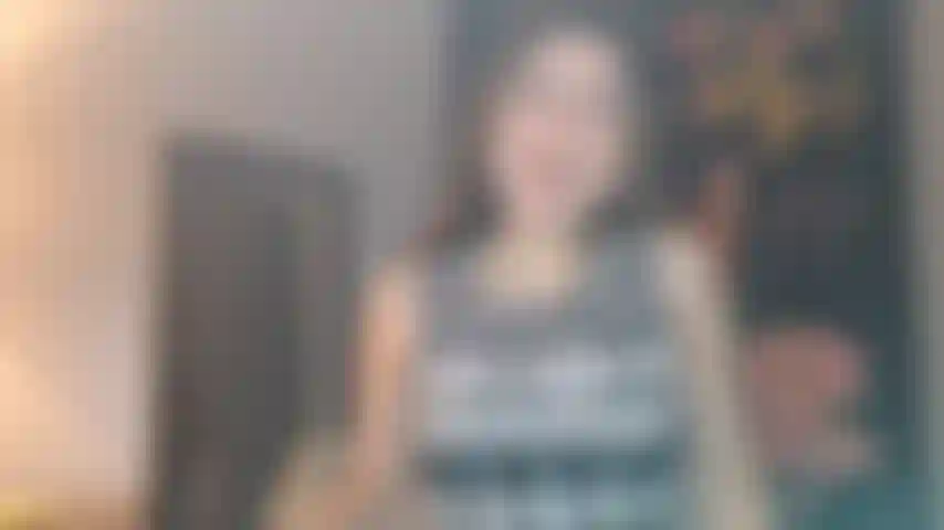 Unsere erste facesitting-sitzung pov: es ist zeit für deine irl-sitzung! Ich erkläre dir, wie unsere erste facesitting-sitzung verlaufen wird. Ich werde dir während unserer sitzung genau zeigen, wo dein gesicht sein wird ... Tief in meinem wunderschönen arsch! Kannst du damit umgehen?