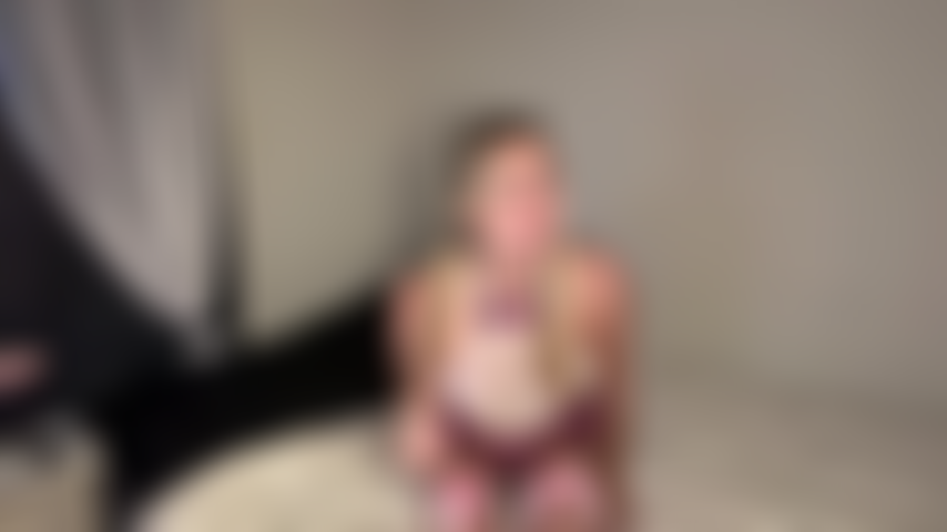 Ein college-mädchen sperrt dich ein.