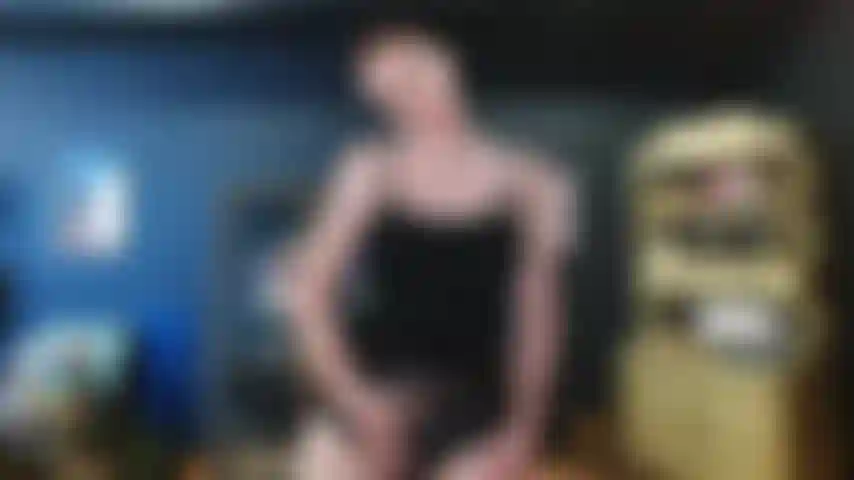 Joi strapon-schlampe mit countdown.