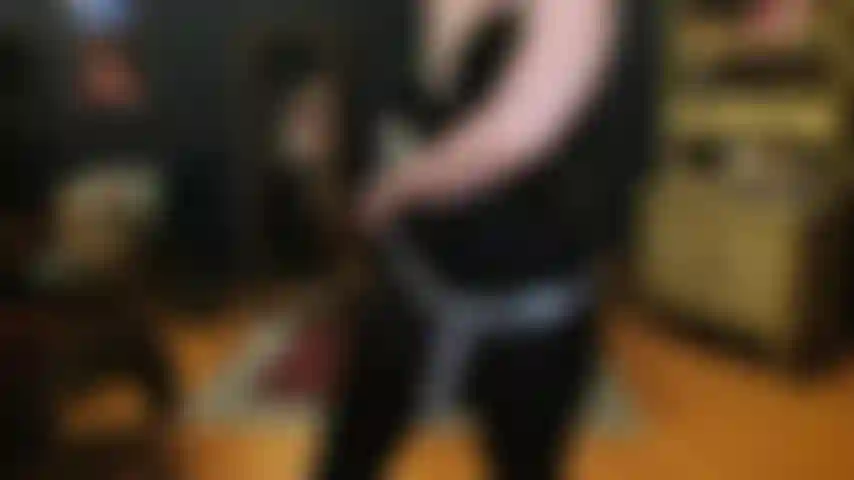 Lutsche ihn und nimm meinen strapon.