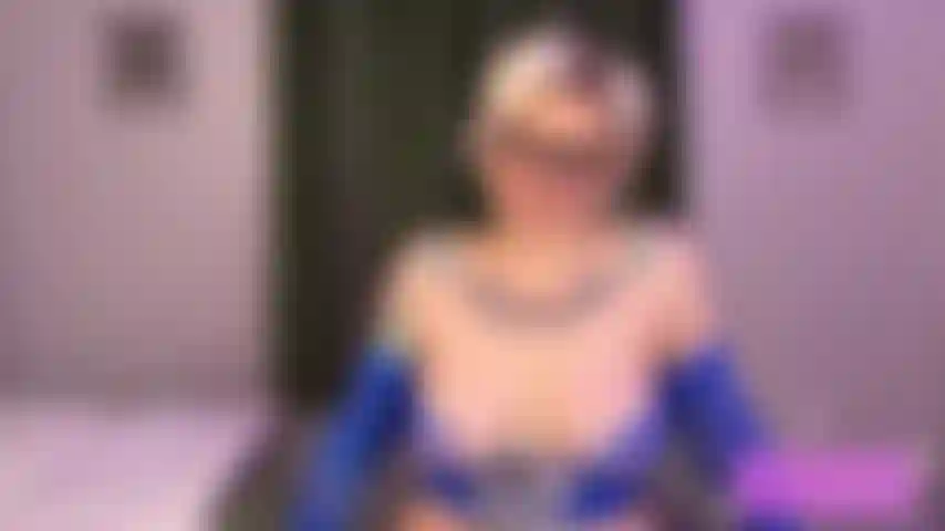 Du brauchst führung und die göttin ist hier, um sie dir zu geben. Ich weiß, dass du dein leben nicht damit verbringen willst zu masturbieren, auch wenn es das einzige ist, woran du denken kannst. Du kannst dich auf nichts anderes konzentrieren als auf deinen schwanz, und ich bin hier, um dir dabei zu helfen. Du musst aufhören – aber nicht mit dem, was du denkst. Du musst aufhören .......Zu lügen. Dir selbst zu lügen, dass das alles ist und du nicht mehr wichsen wirst. Was du anfangen musst zu tun, ist mehr zu wichsen. Ich will dir helfen, diese stimme loszuwerden, die dir sagt, weniger zu wichsen. Bring sie zum schweigen und schalte sie aus. Die einzige stimme in deinem kopf, auf die ich möchte, dass du hörst, ist meine stimme. Meine stimme, die mietfrei in deinem gehirn lebt und dir sagt, mehr zu wichsen und zu huldigen. Das ist die hilfe, die du brauchst, und ich werde diejenige sein, die sie dir gibt.