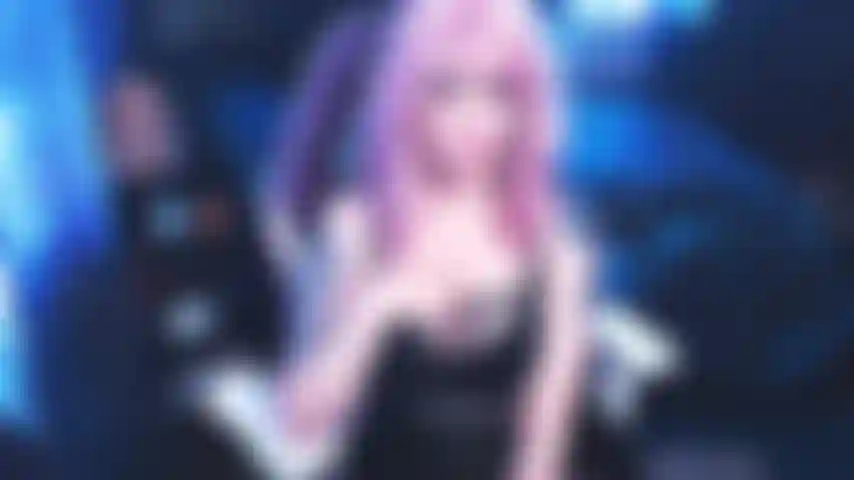 Pussyverleugnung und arschanbetung mit der göttin walküre.