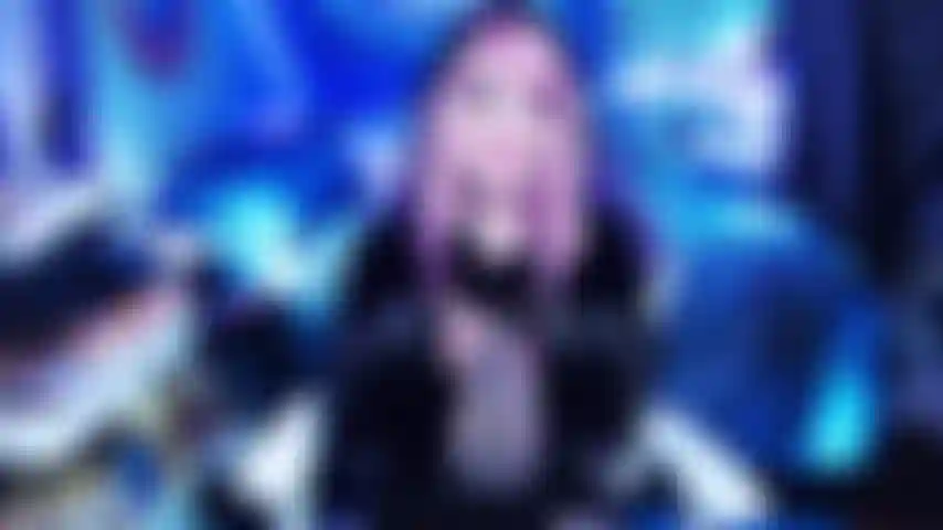 Gooning für eine hexe puss necken.