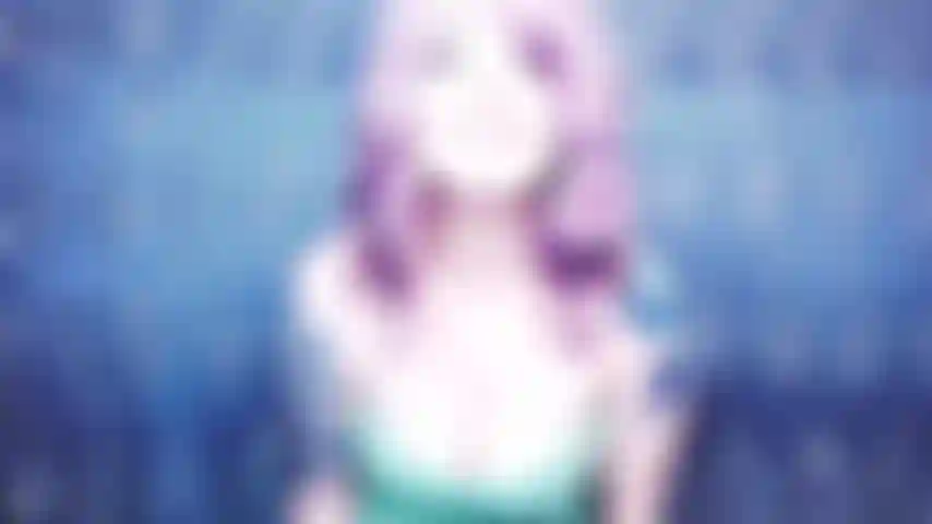 Heiße hausfrau mit countdown und anweisungen zum spermaessen.