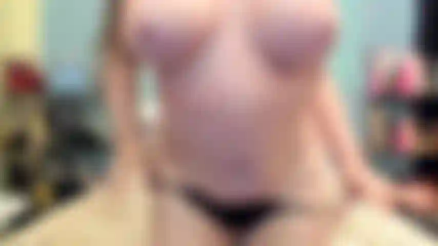 ( Gs.689) GoldieStar tritt in der goldshow auf – 11:01 minuten. Großer arsch, interaktives spielzeug, große titten, gilf, großer rosa dildo, anal, doppelpenetration, spritzen, nackte füße (08.08.2022).