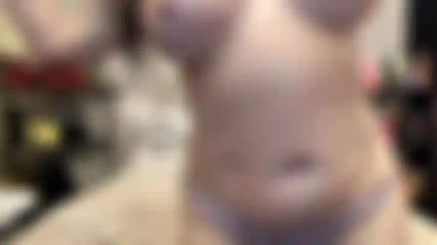 ( Gs.457) GoldieStar tritt in einer goldshow auf. Rollenspiel (alle im raum beim namen rufen...) 11:01 Minuten. Gilf, große titten, nackte füße, behaarte muschi, squirting, anal, interracial dp (05.02.2022).