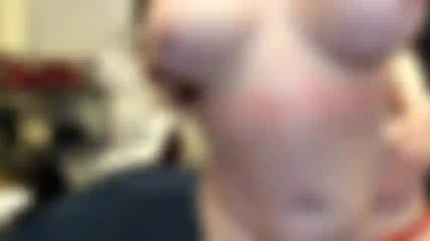 ( Gs.458) GoldieStar tritt in einer goldshow auf. Rollenspiel (alle im raum beim namen rufen...) 11 Minuten. Gilf, nackte füße, behaarte muschi, squirting, große titten, anal, dp, alle weißen dildos, gespreizte muschi (2.6.2022).