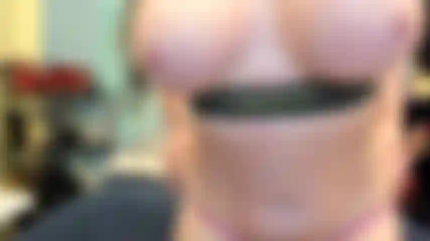 ( Gs.471) GoldieStar tritt in der goldshow auf. Rollenspiel (alle im raum beim namen nennen...) 9 Protokoll. Gilf, große titten, haarige muschi, nackte füße, reiten, spritzen, öl, flexibel, cremiges sperma (18.02.2022).