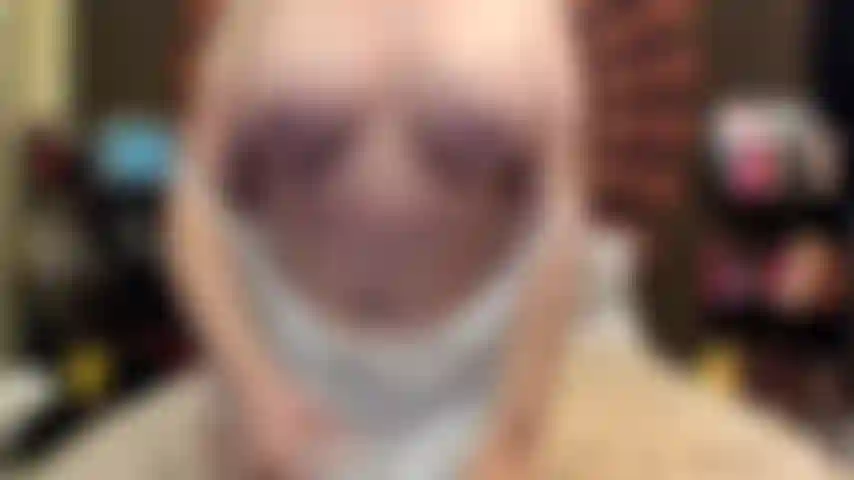 ( Gs.767 GoldieStar tritt in einer goldshow auf – 9:01 minuten. Gilf, große titten, großer arsch, behaarte muschi, nackte füße, squirting, anal, dp, alle weißen dildos (05.10.2022).