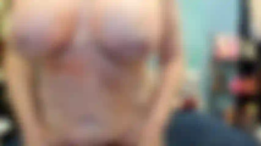 ( Gs.655) GoldieStar tritt in einer goldshow auf – 9 minuten. Gilf, große titten, nackte füße, behaarte muschi, squirting, gespreizte muschi (02.07.2022).