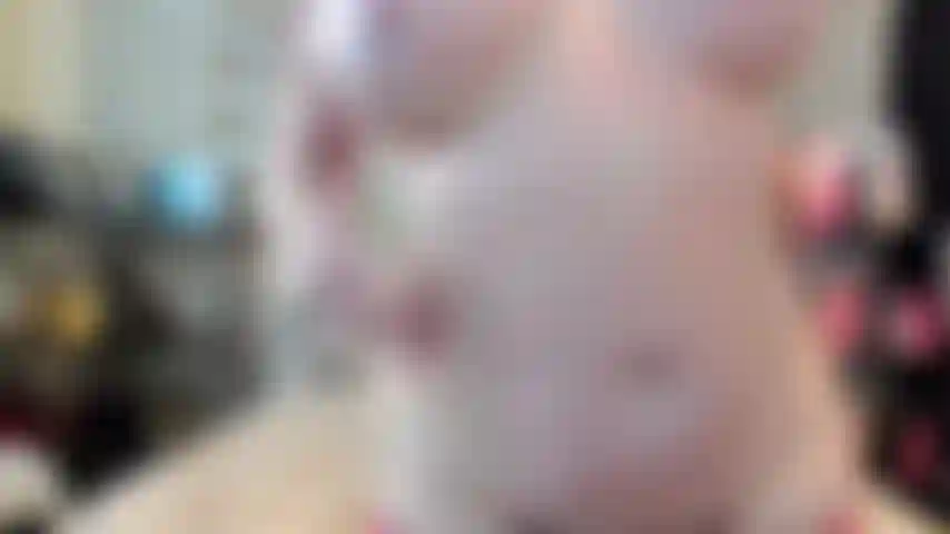 ( Gs.911) GoldieStar tritt in einer goldshow auf – 10 minuten. Nackte füße, große titten, großer arsch, gilf, behaarte muschi, squirting, anal, dp, alle weißen dildos (11.03.2023).