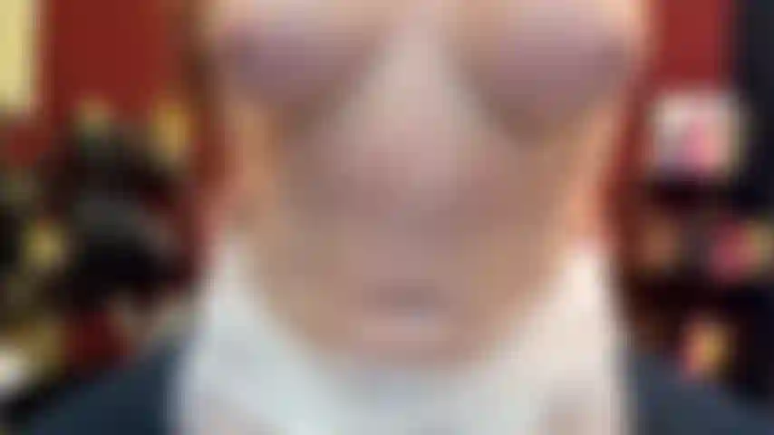 ( Gs.555) GoldieStar tritt in einer goldshow auf – 11:01 minuten. Große titten, gilf, behaarte muschi, dirty talk, squirting, großer rosa dildo, nackte füße, öl, anal, dp (5/12022).