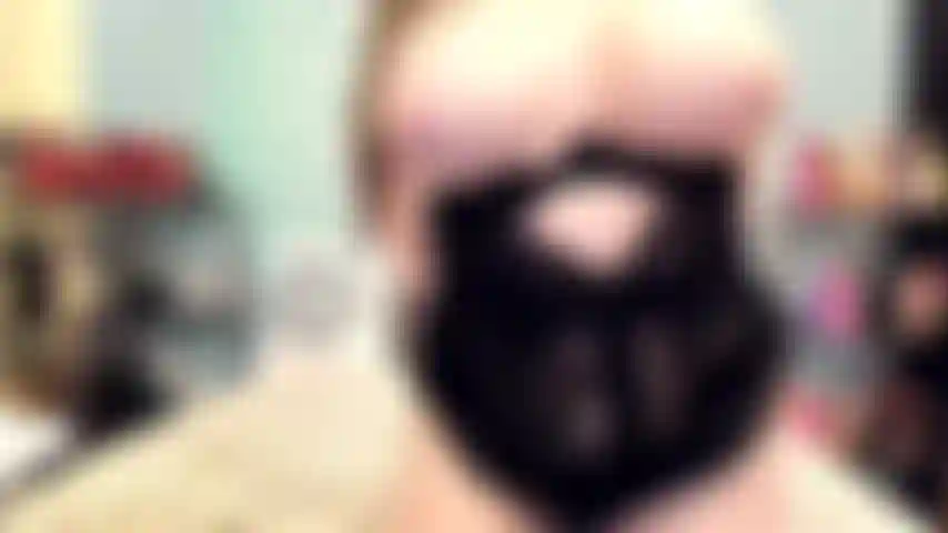 ( Gs.467) GoldieStar tritt in der goldshow auf. Rollenspiel (alle im raum beim namen nennen...) 8:01 Protokoll. Schwarzes outfit, große titten, gilf, haarige muschi, spritzen, nackte füße, anal, doppelpenetration, ganz weiße dildos (17.02.2022).