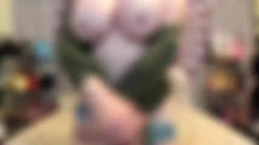 ( Gs.924) GoldieStar tritt in einer goldshow auf – 10:01 minuten. Nackte füße, große titten, großer arsch, gilf, behaarte muschi, squirting, anal, dp, alle weißen dildos (01.06.2024).