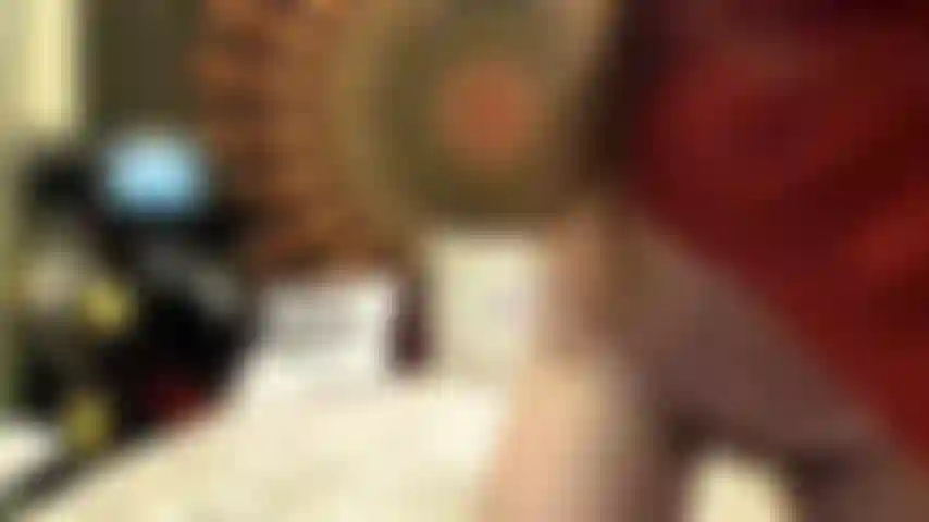 ( Gs.749) GoldieStar tritt in der goldshow auf – 10 minuten. Rote high heels, große titten, großer arsch, haarige muschi, gilf, squirting, anal, dp (10.09.2022).