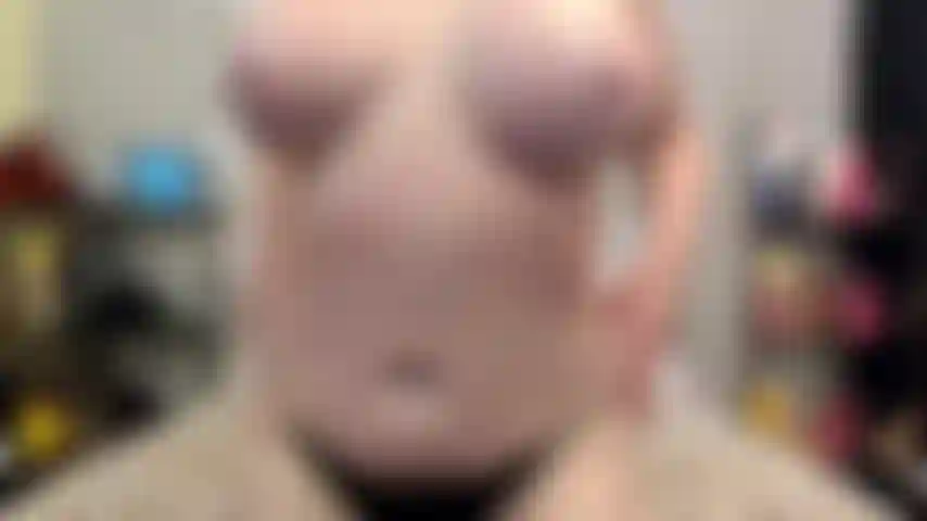 ( Gs.810) GoldieStar tritt in einer goldshow auf – 10 minuten. Große titten, großer arsch, gilf, behaarte muschi, nackte füße, squirting, cremiges sperma, anal, interracial dp (19.11.2022).