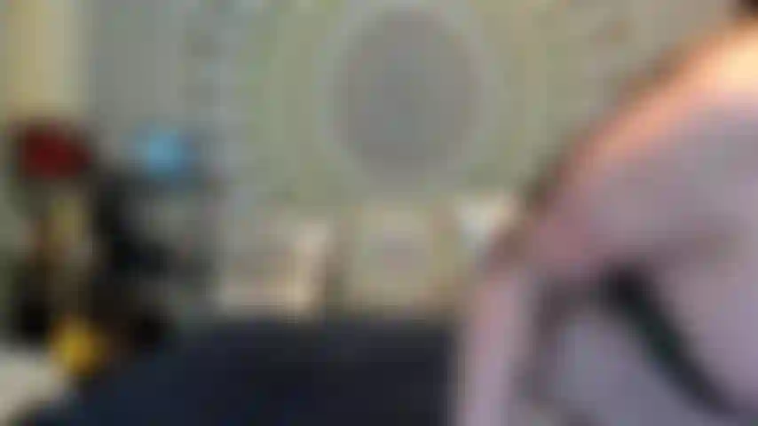 ( Gs.865) GoldieStar tritt in einer goldshow auf – 9 minuten. Großer arsch, große titten, behaarte muschi, gilf, öl, nackte füße, squirting, anal, dp, alle weißen dildos (17.12.2022).