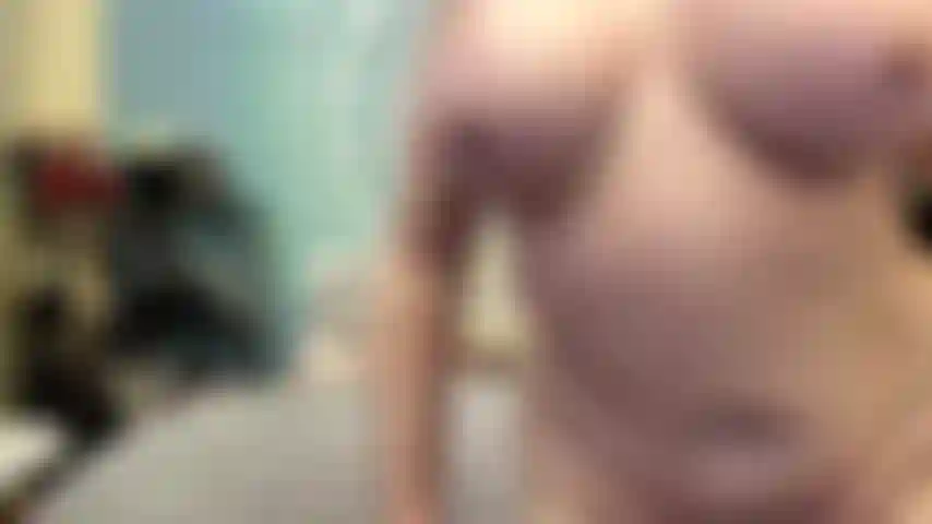 ( Gs.645) GoldieStar tritt in einer goldshow auf – 11:01 minuten. Große titten, gilf, behaarte muschi, öl, interaktives spielzeug, anal, dp, squirting (25.06.2022).