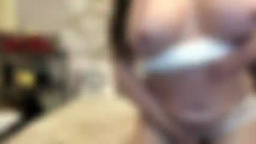 ( Gs.456) GoldieStar tritt in einer goldshow auf. Rollenspiel (alle im raum beim namen rufen...) 11 Minuten. Gilf, großer rosa dildo, nackte füße, behaarte muschi, squirting, anal, dp (05.02.2022).