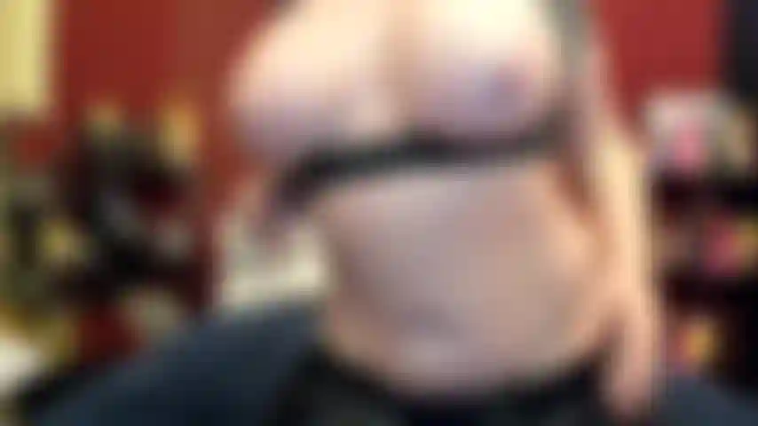 ( Gs.553) GoldieStar tritt in einer goldshow auf – 9:01 minuten. Große titten, gilf, interaktives spielzeug, behaarte muschi, squirting, nackte füße, anal, dp, interaktives analspielzeug, alle weißen dildos (01.05.2022).