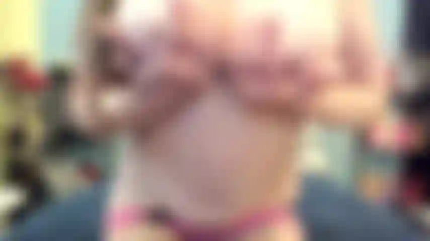 ( Gs.612) GoldieStar tritt in einer goldshow auf – 8:57 minuten. Gilf, große titten, behaarte muschi, nackte füße, squirting, gespreizte muschi, anal, dp, alle weißen dildos (11.06.2022).