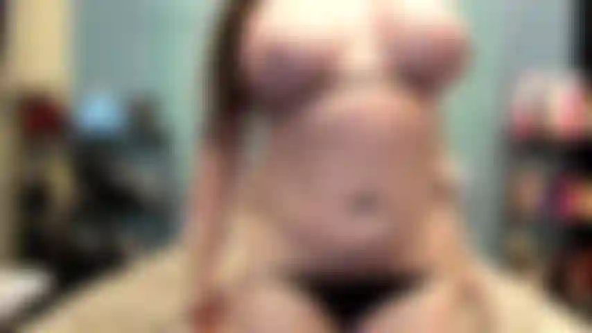 ( Gs.669) GoldieStar tritt in einer goldshow auf – 11 minuten. Große titten, behaarte muschi, gilf, nackte füße, großer rosa dildo, muschispiele, squirting, anal (25.07.2022).