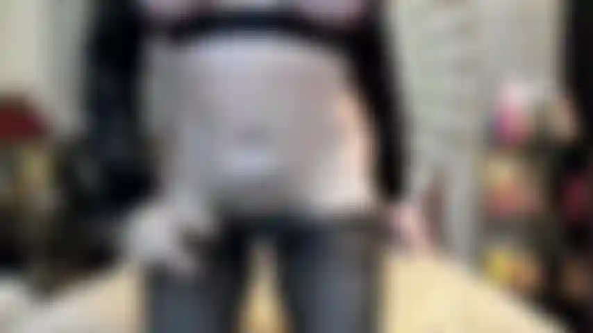 ( Gs.843) GoldieStar tritt in der goldshow auf – 11:01 minuten. Schwarze strümpfe/spike-high-heels, haarige muschi, spritzen, anal, interracial dp, große titten, großer arsch (11.12.2022).